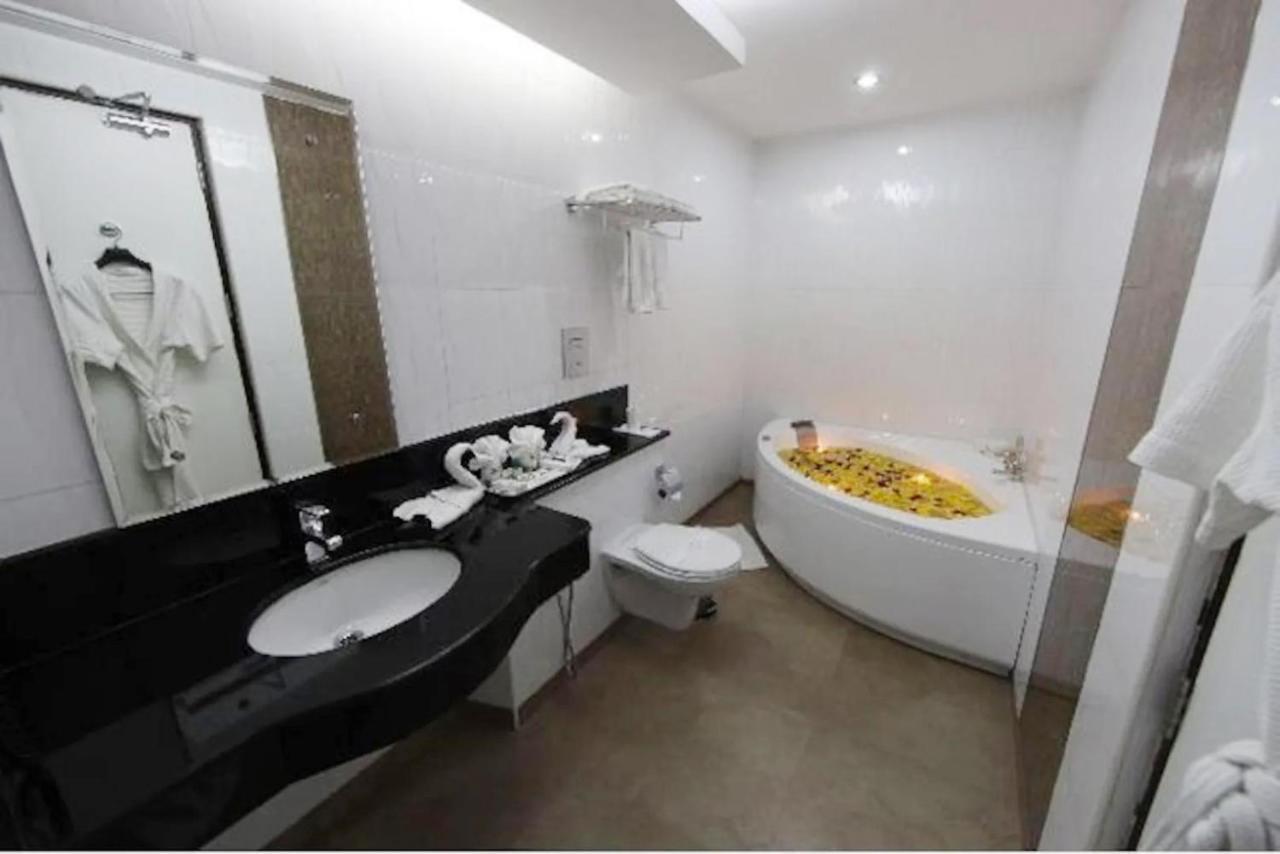 Fabhotel White Dammar トリバンドラム エクステリア 写真