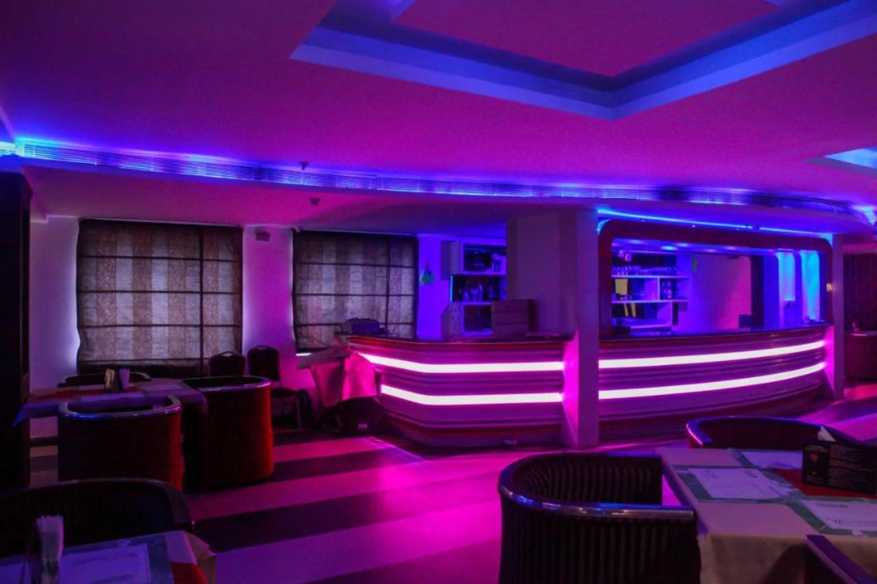 Fabhotel White Dammar トリバンドラム エクステリア 写真